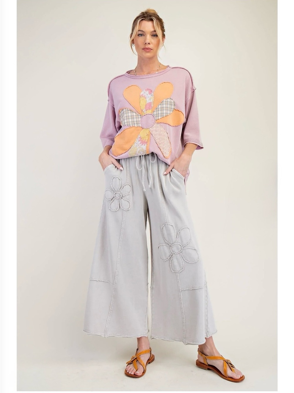 New: Easel Flower Patch Mineral Washed Terry Knit Stone Wide Leg Pants• Large